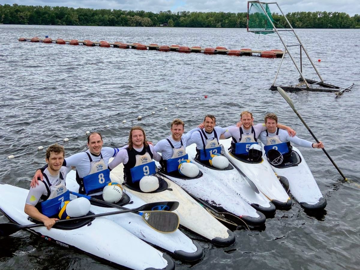 Das Kanupolo Herren Team auf dem 1. Spieltag